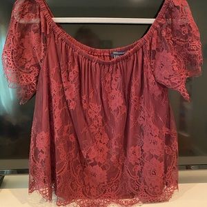 American Eagle off the shoulder top